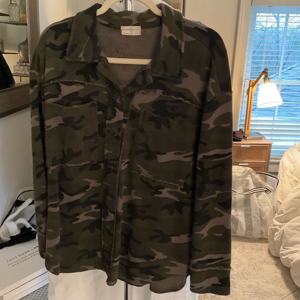 T.LA Camouflage French terry button down